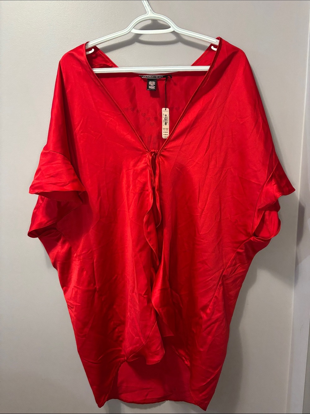 NWT Victoria’s Secret Red Satin LOVE Kimono Robe Nightgown One Size